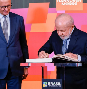 Na Alemanha, Lula defende parceria com Europa na descarbonização