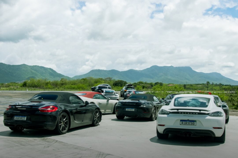 No Dia 7 De Fevereiro, Membros Do Porsche Club Ceará Partiram Rumo à Serra De Guaramiranga Em Um