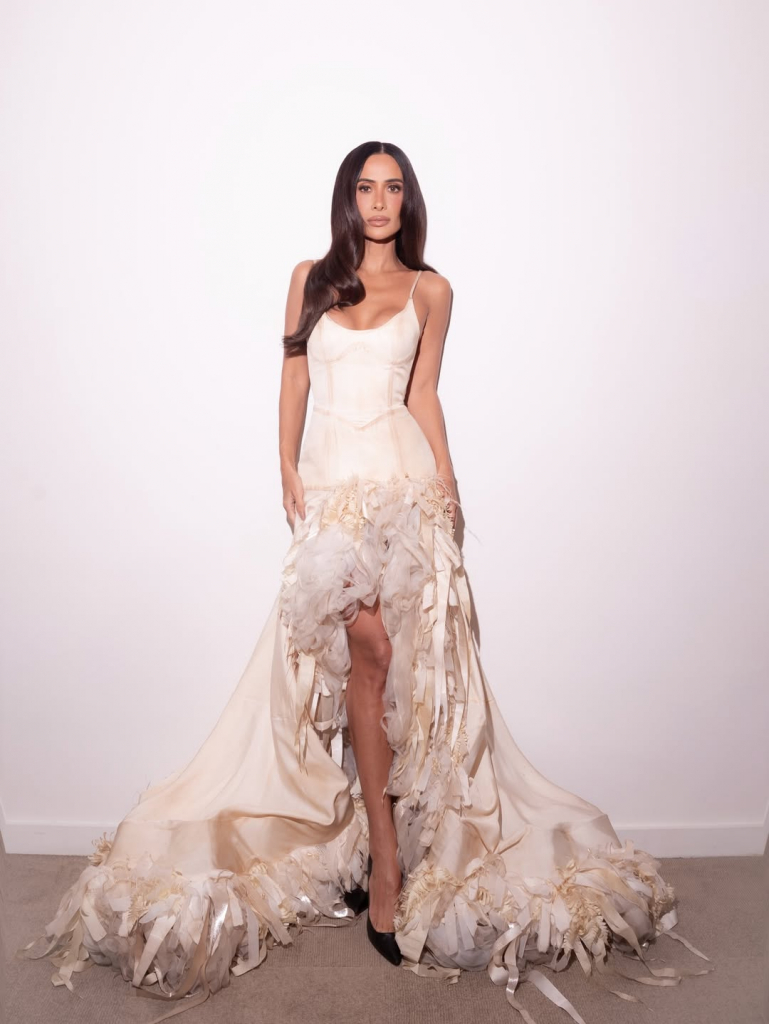 Noite Para Celebrar A Moda Nacional @ffw Uma Honra O Convite Para Apresentar O Prêmio De Marca D