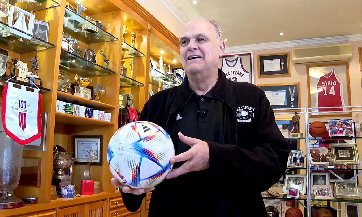 Oscar Schmidt é cremado em São Paulo em despedida reservada e marcada por simbolismo