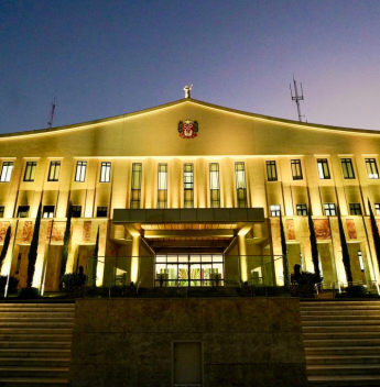 Governo polarizado e Senado em disputa aberta tensionam a eleição em SP