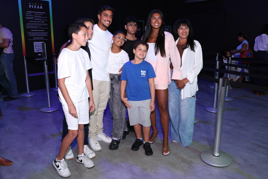 Pocah, O Namorado Arthur Pelagio E Familia 1