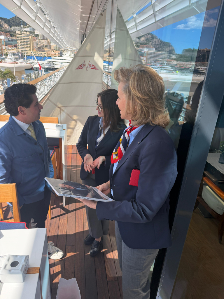 Pompeu No Yacht Club De Mônaco