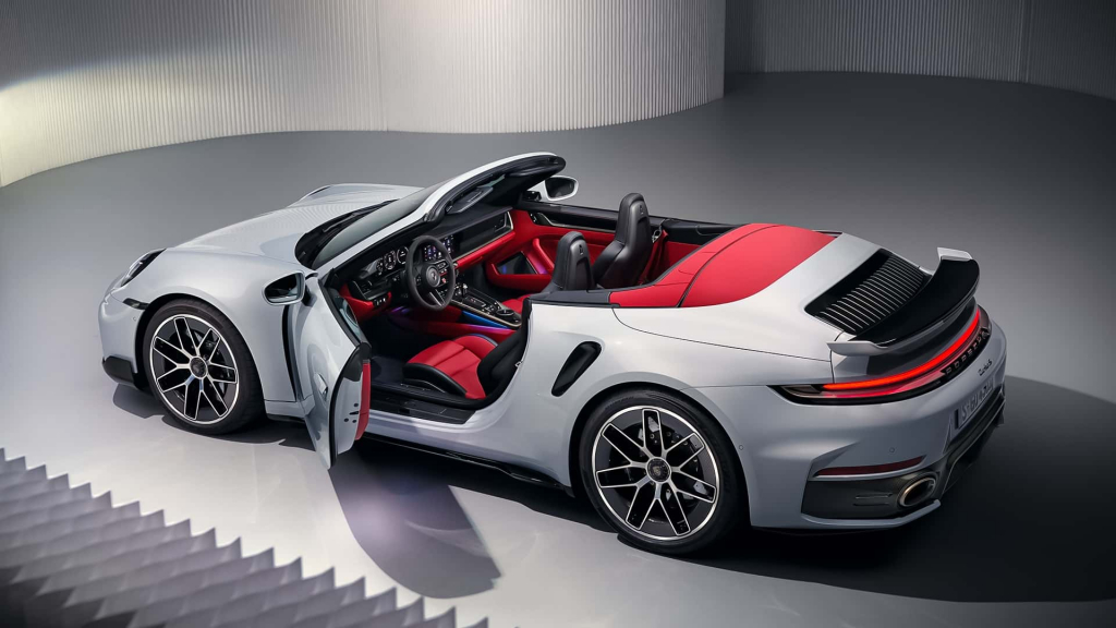 Porsche 911 Turbo S 2025