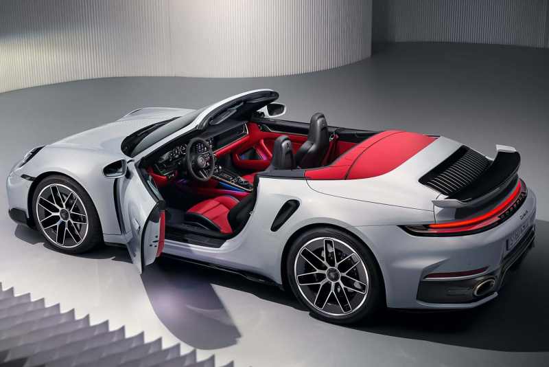 Porsche inicia entregas do 911 de rua mais potente já produzido