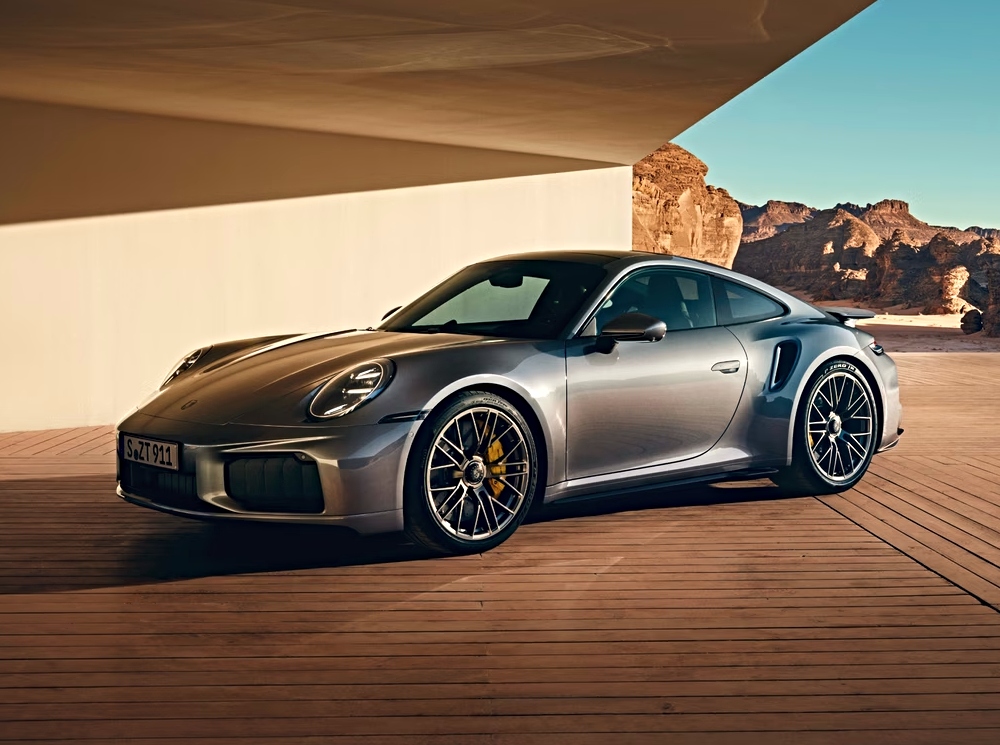 Fortaleza recebe evento exclusivo para apresentar o novo Porsche 911 Turbo S