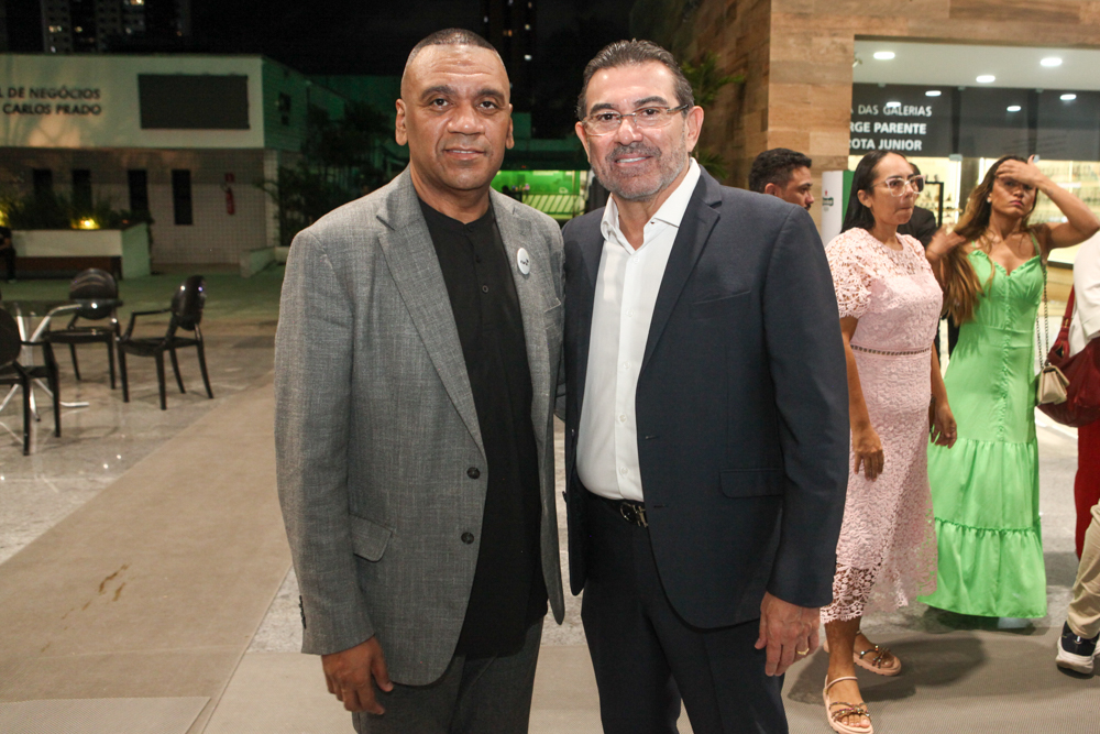 Preto Zezé E Alexandre Pereira (2)