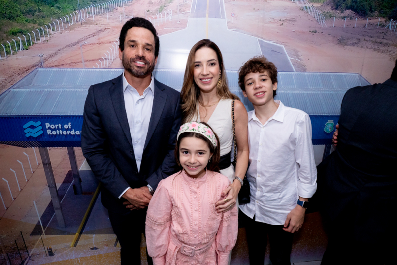 Desenvolvimento industrial - Posse de Rafael Sá reforça papel da ZPE na agenda econômica do Ceará