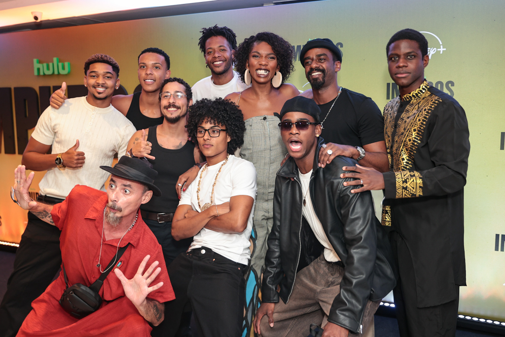 Raphael Logam E Elenco