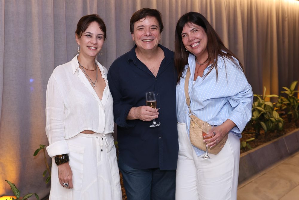 Estreia Da Peça "o Deus Da Carnificina"