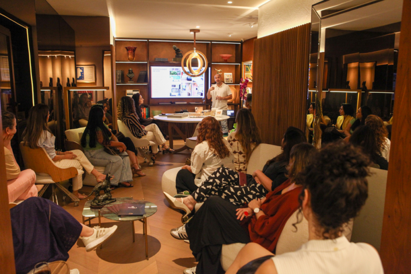 Curadoria criativa - Rádica une arquitetura e produção manual em experiência exclusiva