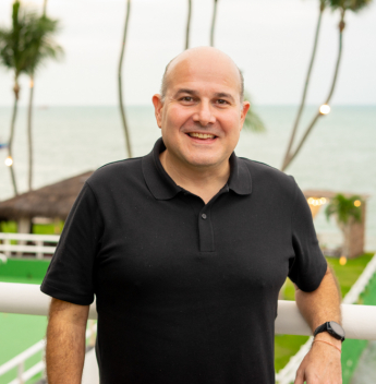 Roberto Cláudio assume União Brasil e fortalece articulação política em Fortaleza