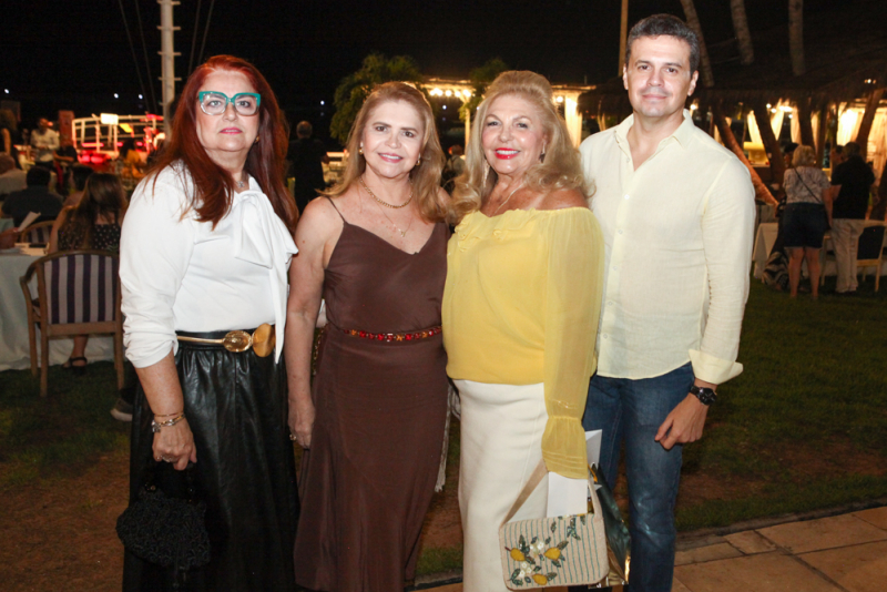 Cena Cearense - Ednardo estreia novo repertório em show intimista no Iate Clube de Fortaleza