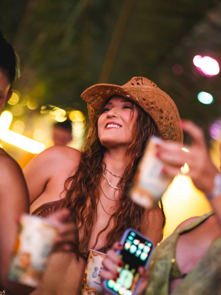 Saveclip.app 658210382 18581713126007124 8890903191727617153 N