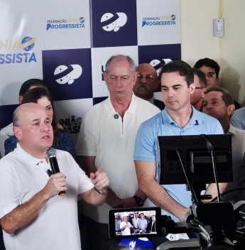 União Brasil organiza base no Ceará e projeta crescimento com Roberto Cláudio