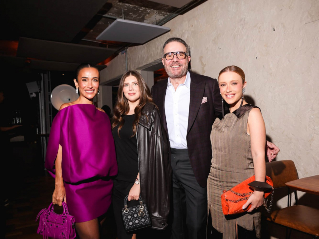 Silvia Braz, Katarina Camarotti, Antonio Camarotti E Maria Braz