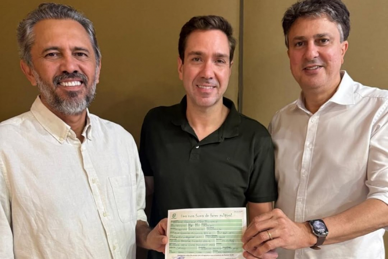 Sob Orientação E Comando Dos Nossos Líderes Governador Elmano, Senadores Camilo Santana E Cid Go