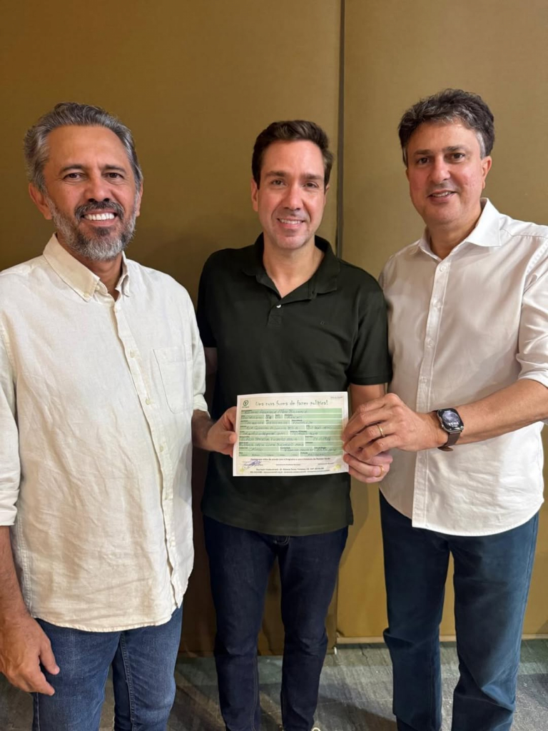 Sob Orientação E Comando Dos Nossos Líderes Governador Elmano, Senadores Camilo Santana E Cid Go