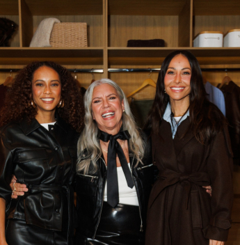 Taís Araujo, Sabrina Sato e Astrid Fontenelle gravam videocast sobre maternidade no MASP