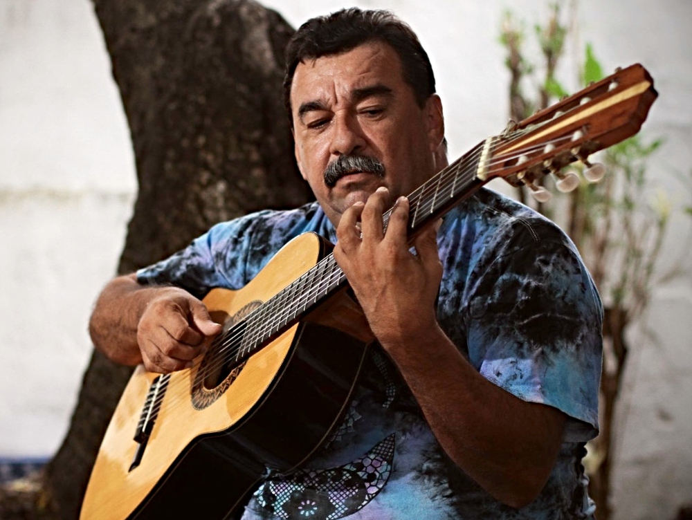 Tarcísio Sardinha é homenageado com lançamento do álbum ‘A cor do teu olhar’