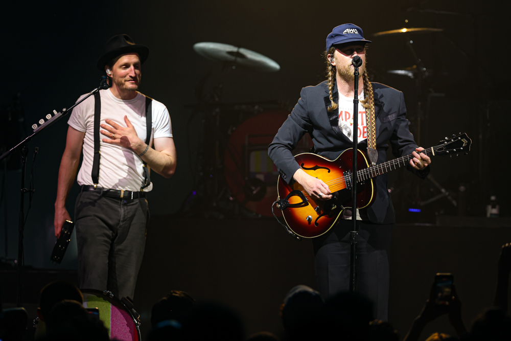 Show "the Lumineers"