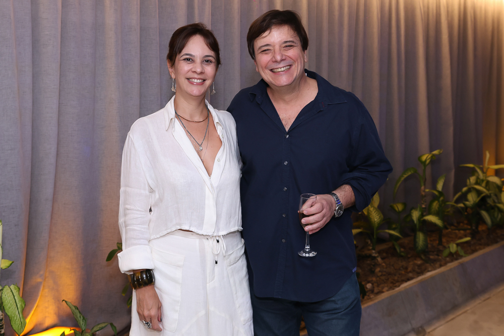 Estreia Da Peça "o Deus Da Carnificina"