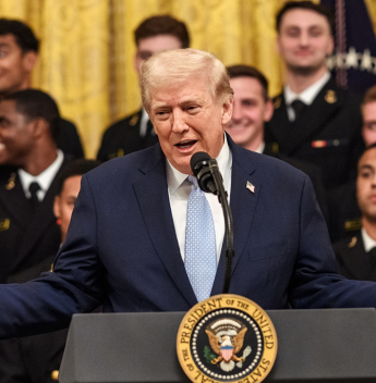 Ao chamar resgate de “milagre de Páscoa”, EUA ampliam uso simbólico da fé na guerra