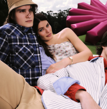 Isabeli Fontana estrela campanha de Dia das Mães do Iguatemi com os filhos Zion e Lucas