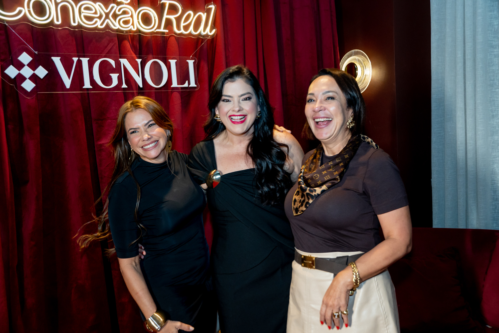 Vanessa, Viviane E Ticiana Almada