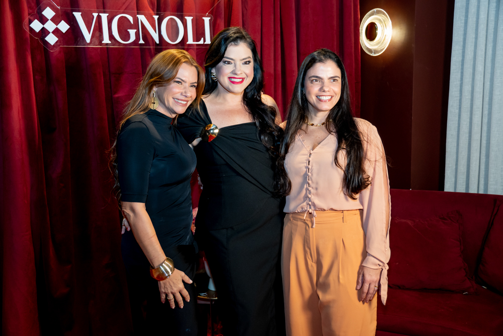 Vanessa, Viviane E Virginia Almada
