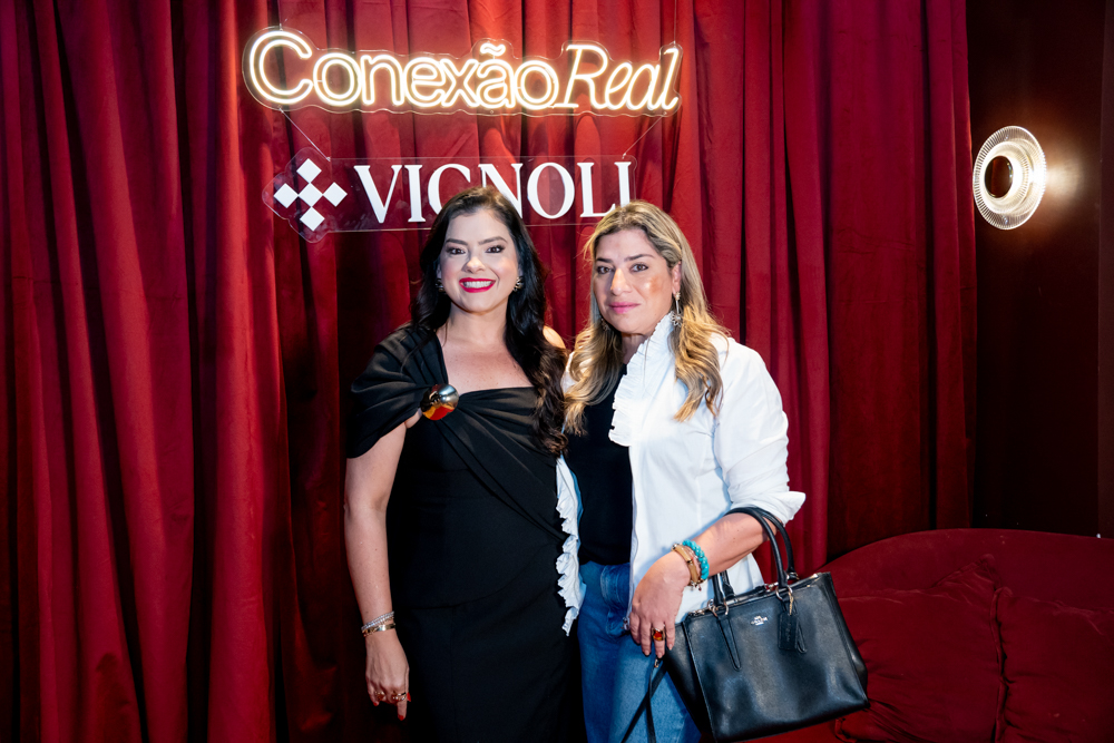 Viviane Almada E Manu Romcy