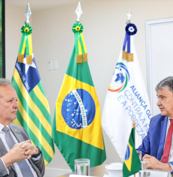 Votação da PEC do SUAS coloca em jogo modelo permanente de financiamento social