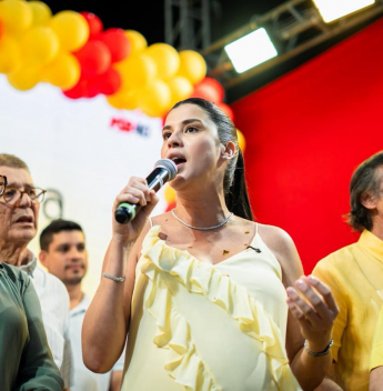 Manoela Pimenta reúne base política e inicia pré-campanha ao legislativo estadual pelo Sertão Central