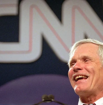 Morre Ted Turner, fundador da CNN e pioneiro do jornalismo 24 horas
