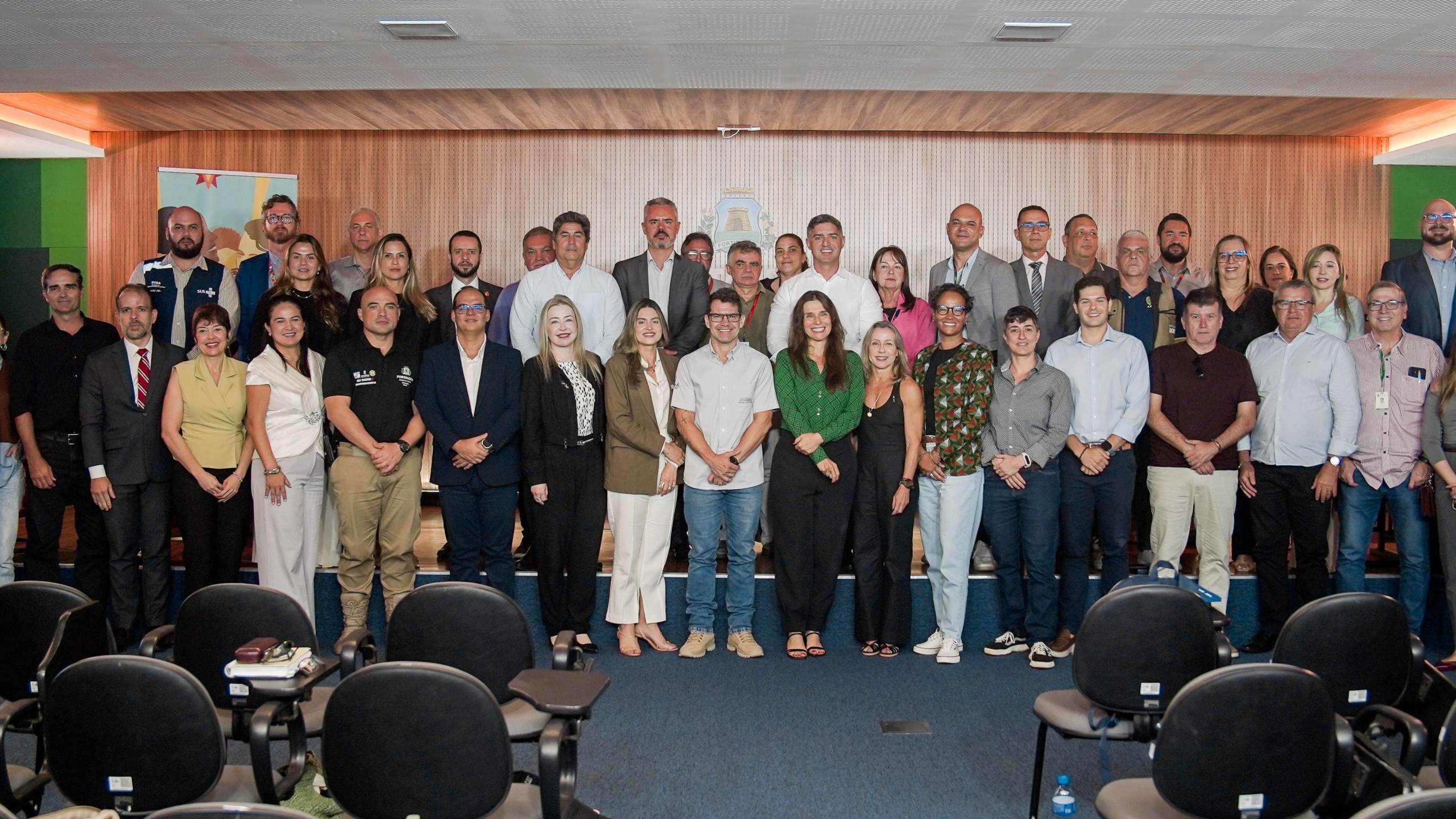 Comitiva da FIFA inicia visitas técnicas em Fortaleza para a Copa do Mundo Feminina de 2027
