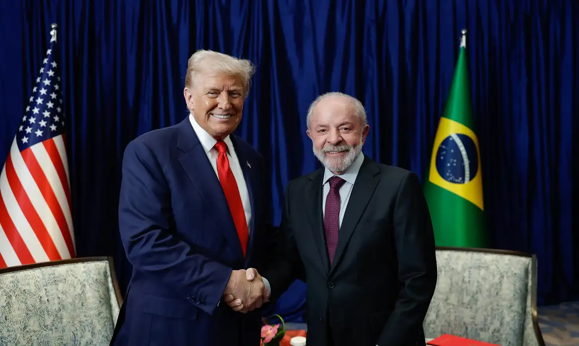 Lula chega à Casa Branca para reunião com Trump. Comércio e segurança são temas em pauta