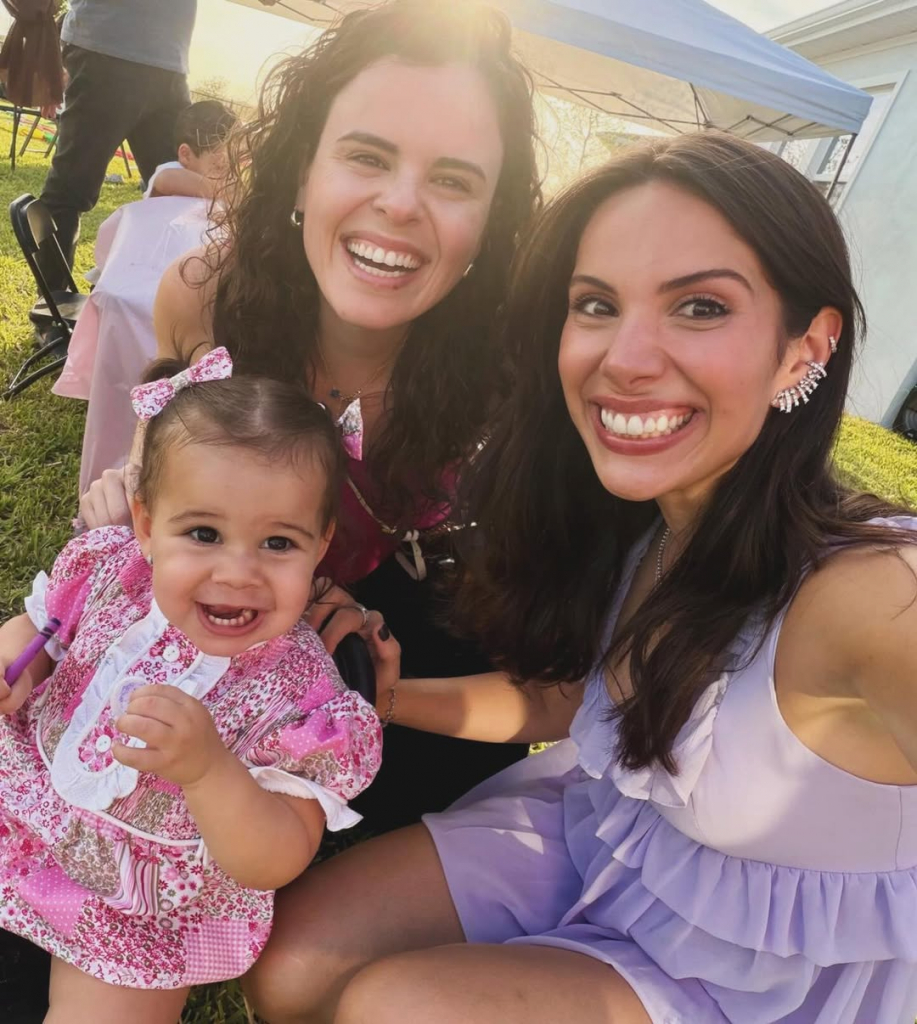 A Sua Festinha Foi Preparada Com Muito, Muito Amor. Uma Festa Que Envolveu Toda A Família Em Cad (5)