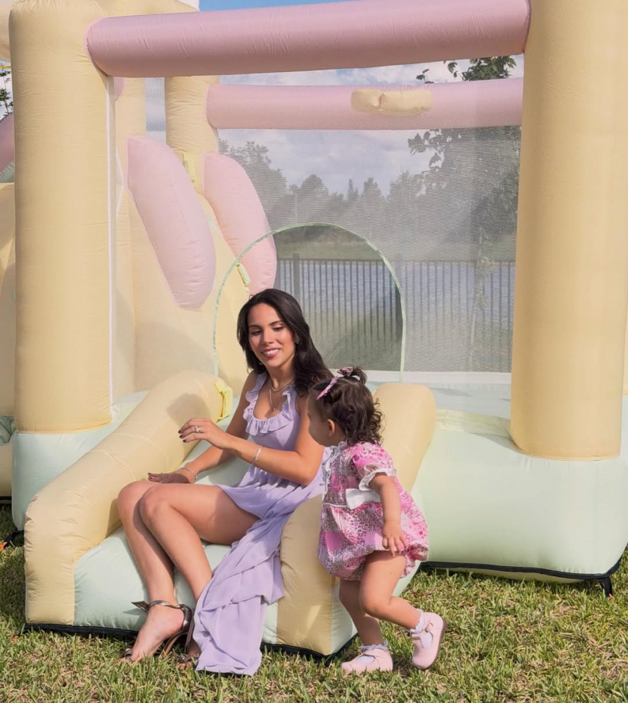 A Sua Festinha Foi Preparada Com Muito, Muito Amor. Uma Festa Que Envolveu Toda A Família Em Cad (9)