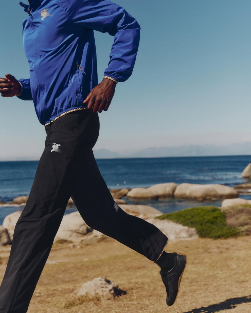 Activewear Burberry (1)