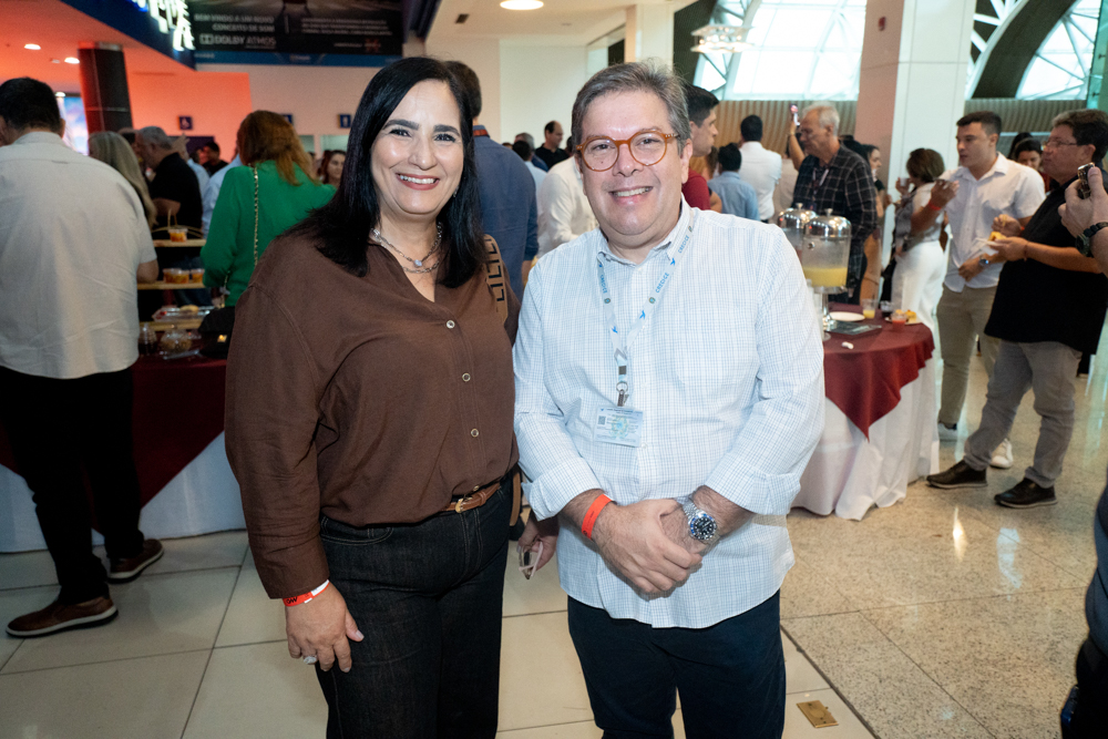 Adriana Santos E Chico Vale