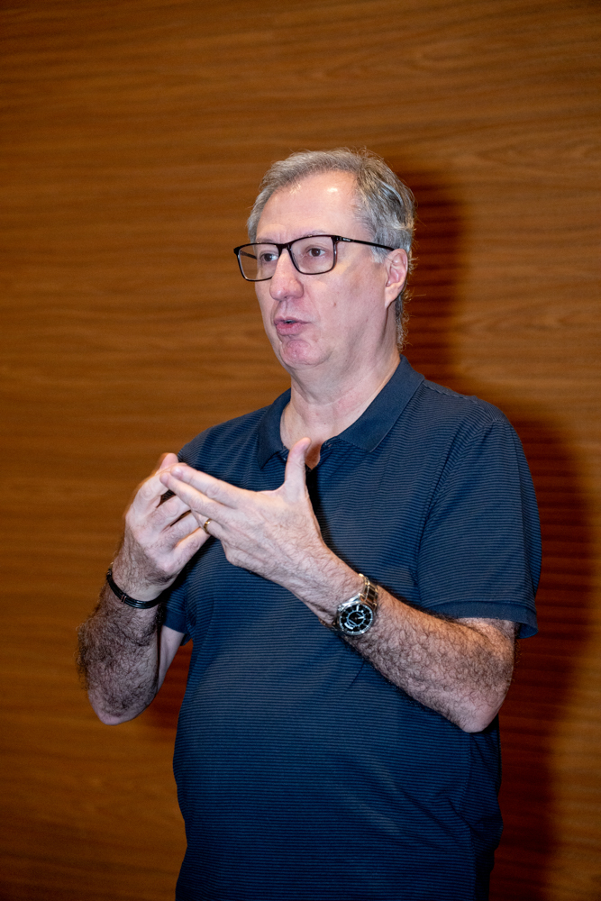 Adriano Aquino (1)