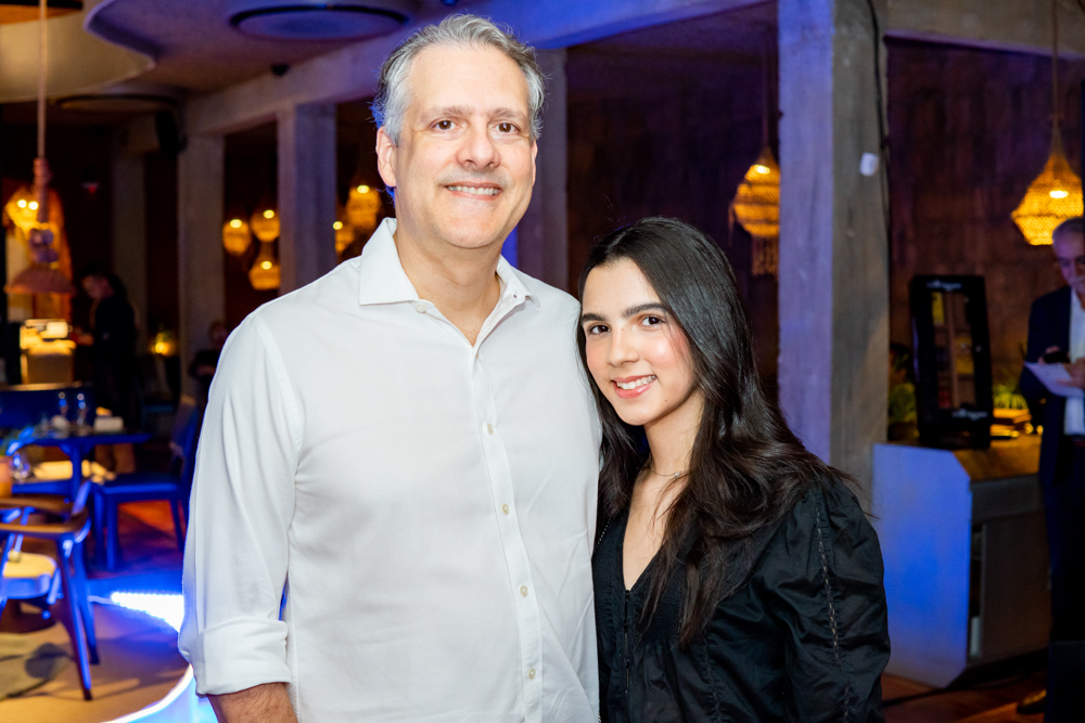 Alexandre E Clara Sobreira