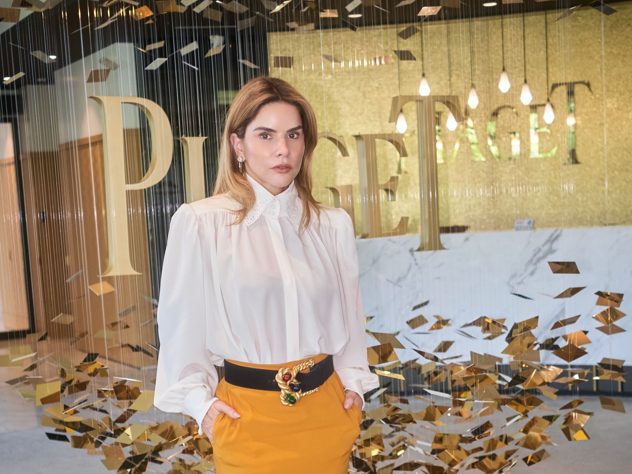 Ana Paula Carneiro conhece nova coleção da Piaget durante visita à sede criativa em Genebra