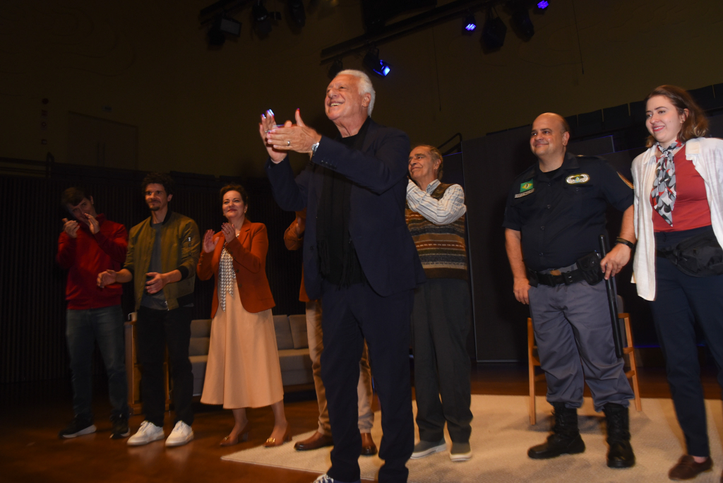 Noite de estreia movimenta o Teatro Cultura Artística em São Paulo - Fotos: Andy Santana/Brazil News
