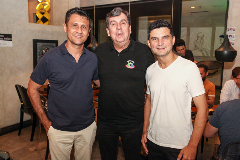 Ação Solidária - Amigos Express reúne embaixadores no Soho RioMar para lançar nova edição de show beneficente