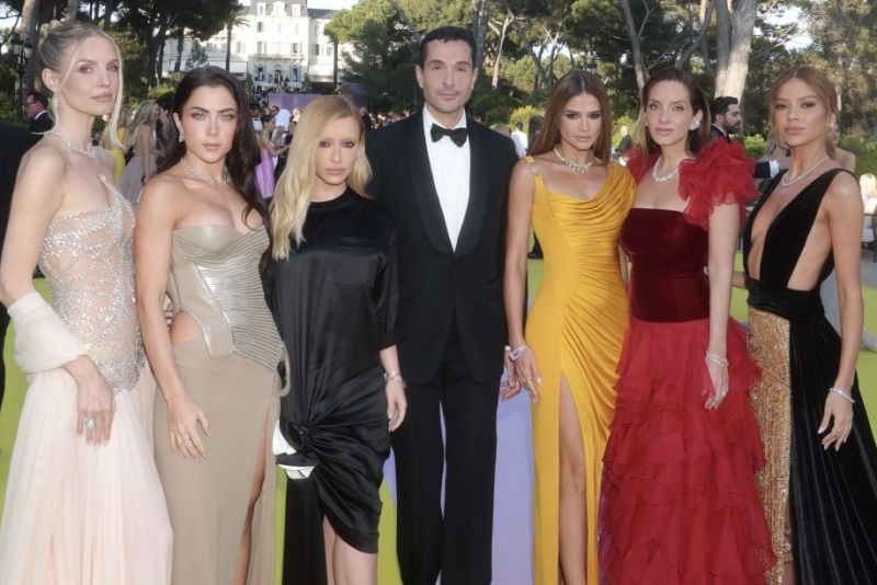 Brasileiras levam elegância e protagonismo ao tradicional baile da amfAR em Cannes