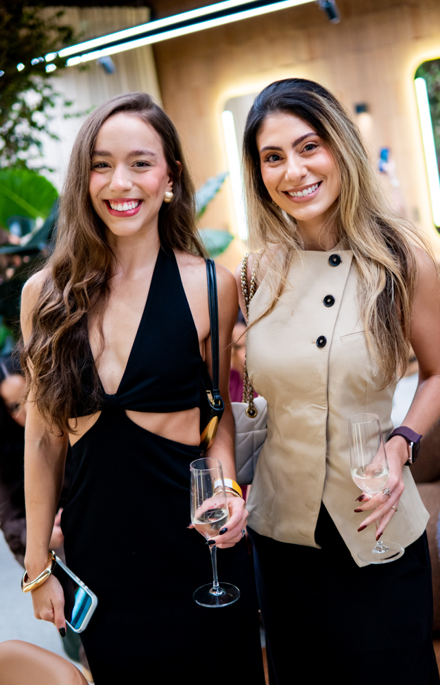 Beatriz Maia E Carol Esmeraldo (1)