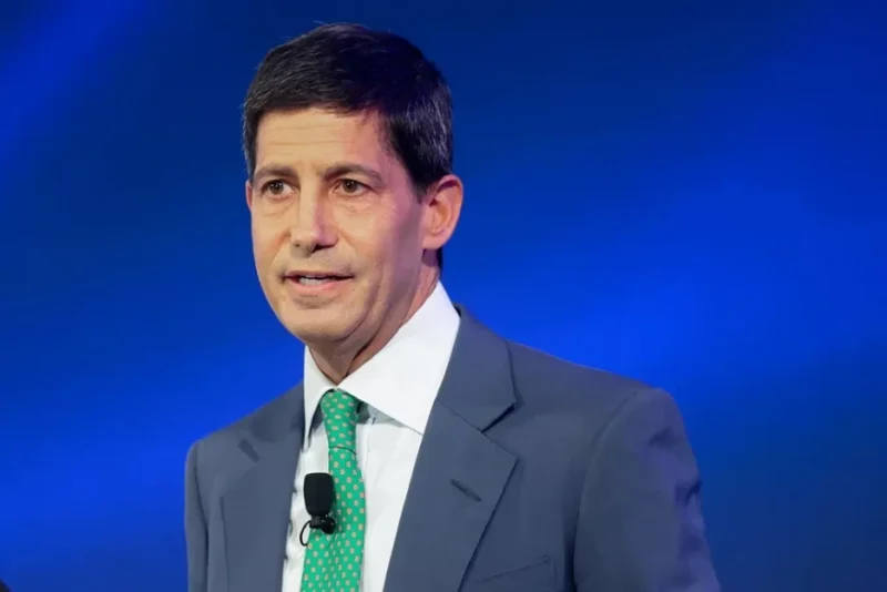 Bilionário De Wall Street E Aliado De Trump, Kevin Warsh Assume O Fed Com Fortuna De Até Us$ 226 Milhões.