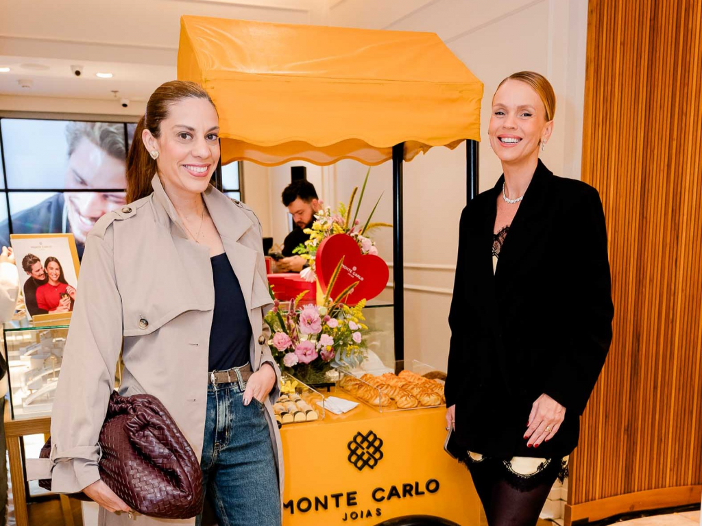 Bruna Martins E Lorena Campello