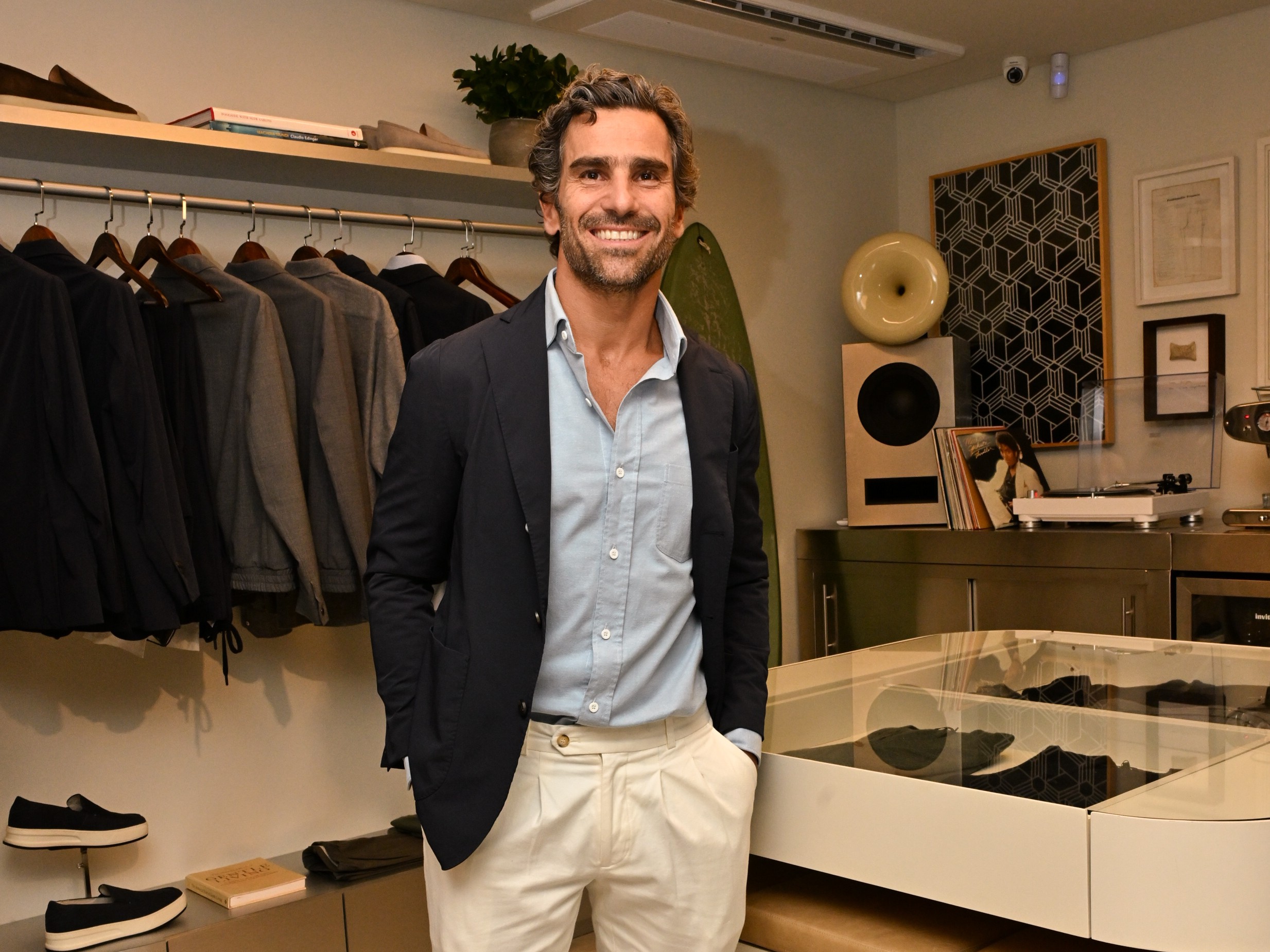 Bruno Colella inaugura flagship na Vila Nova Conceição e apresenta nova fase da marca em São Paulo